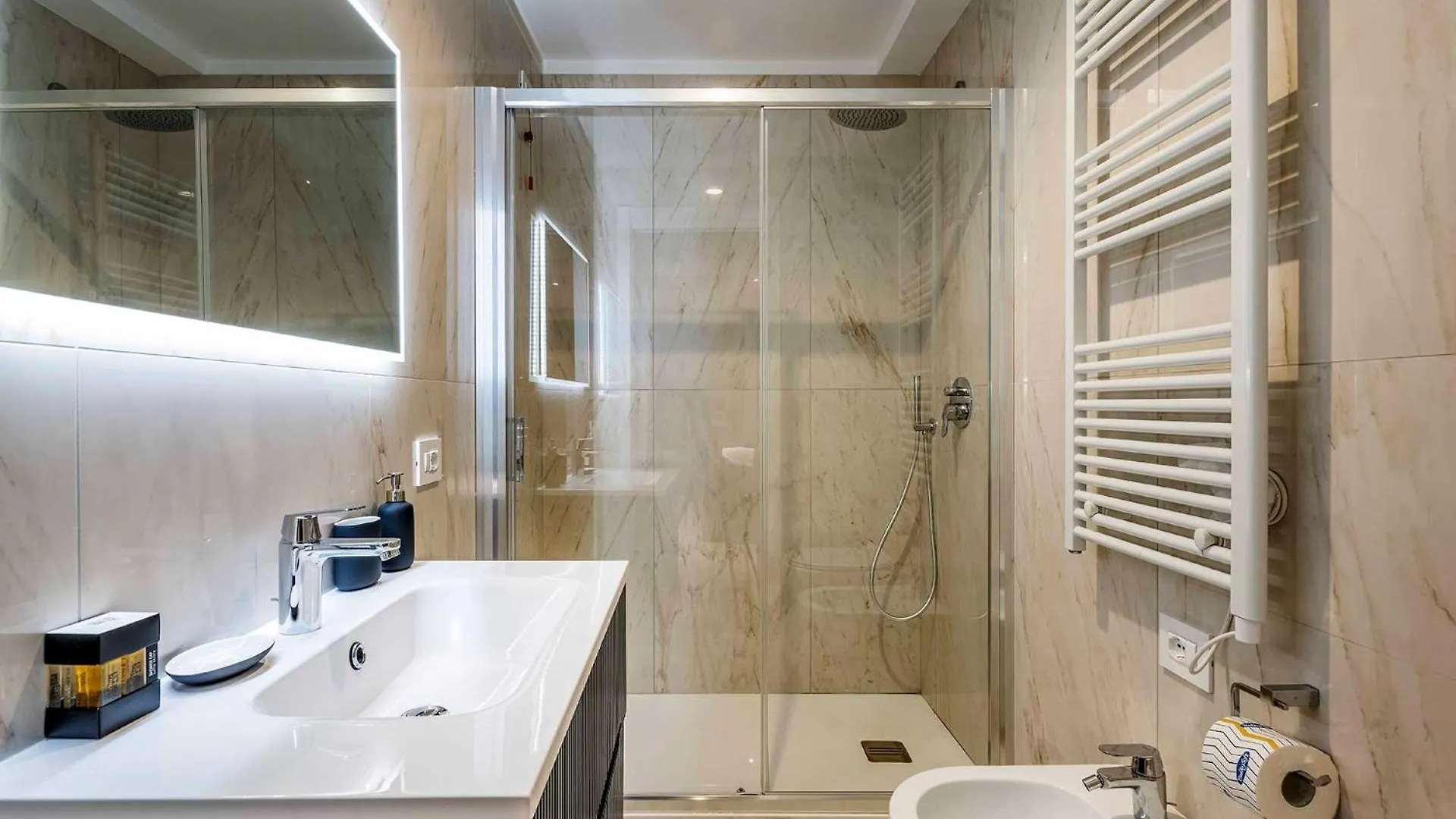 Velasca Tower Apartments Milánó