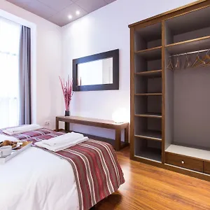  Daire Serennia Ramblas - Placa Catalunya İspanya