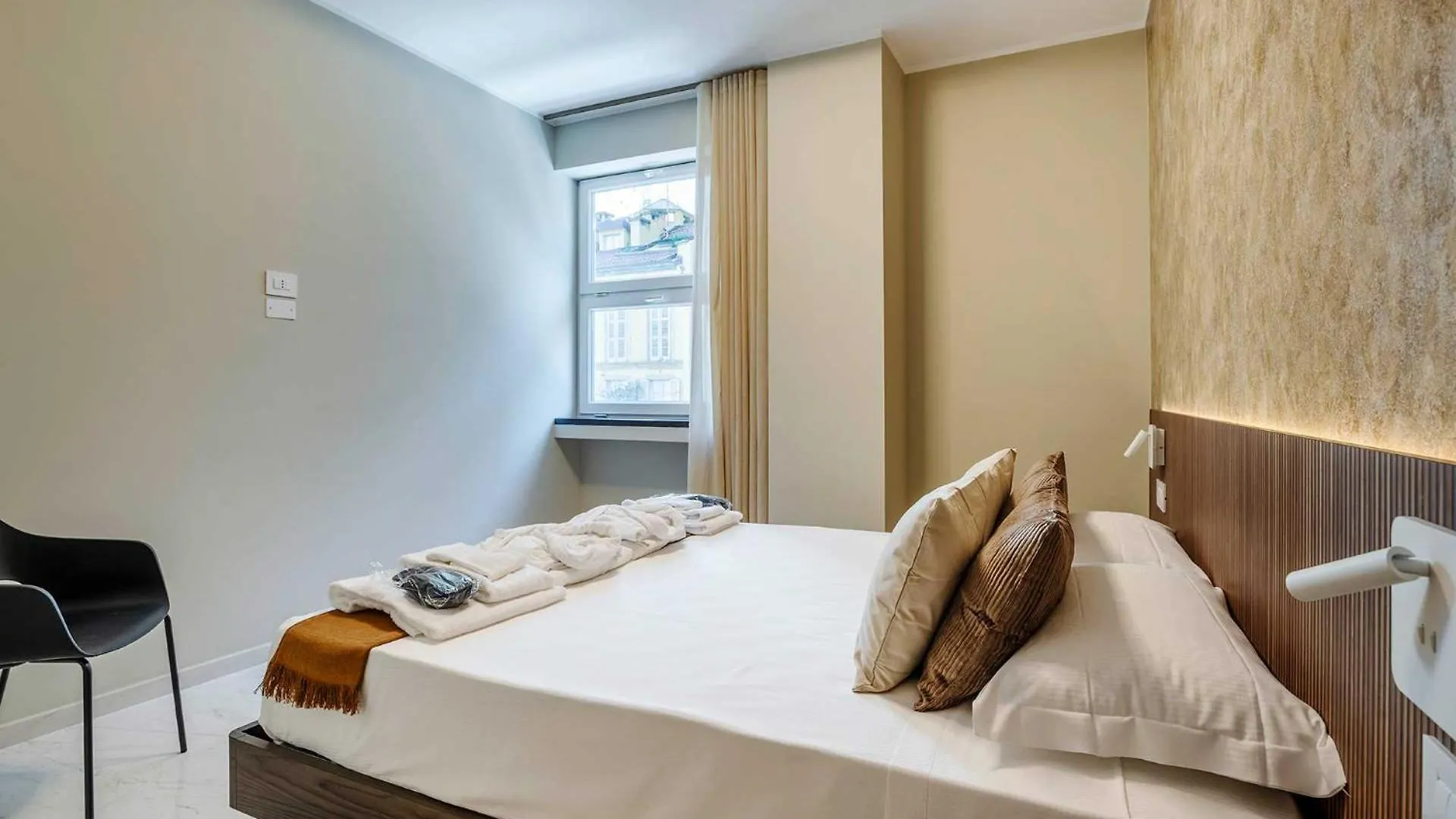 Velasca Tower Apartments Milano Italia