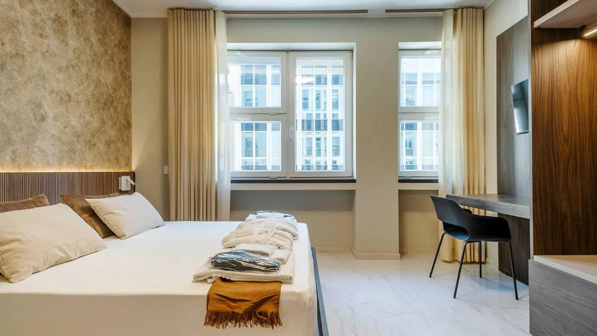 Velasca Tower Apartments Milano