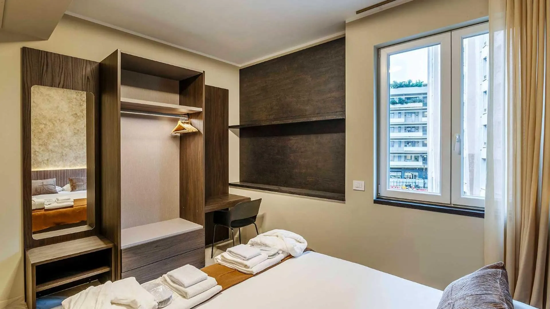 Velasca Tower Apartments Milano