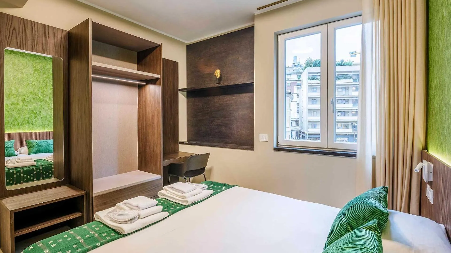 Velasca Tower Apartments Milano Italia